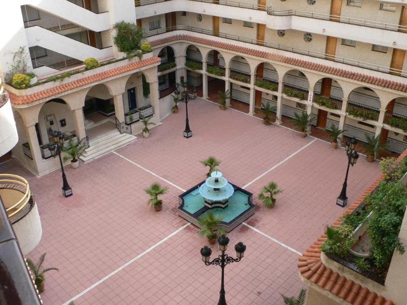 萨洛Cordoba Planet Costa Dorada公寓 外观 照片